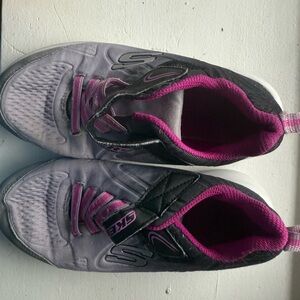 Skechers Black and Pink Sneakers